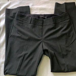 The limited Women’s pants 12R 🌻